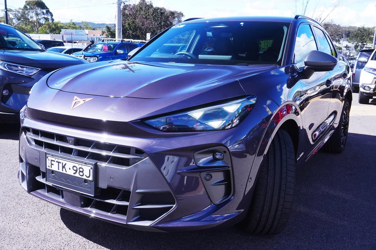 2025 CUPRA Terramar VZ KP MY25 Four Wheel Drive image 3