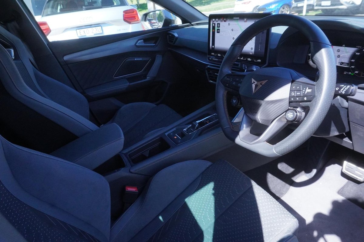 2025 CUPRA Leon VZx KL MY25 image 7