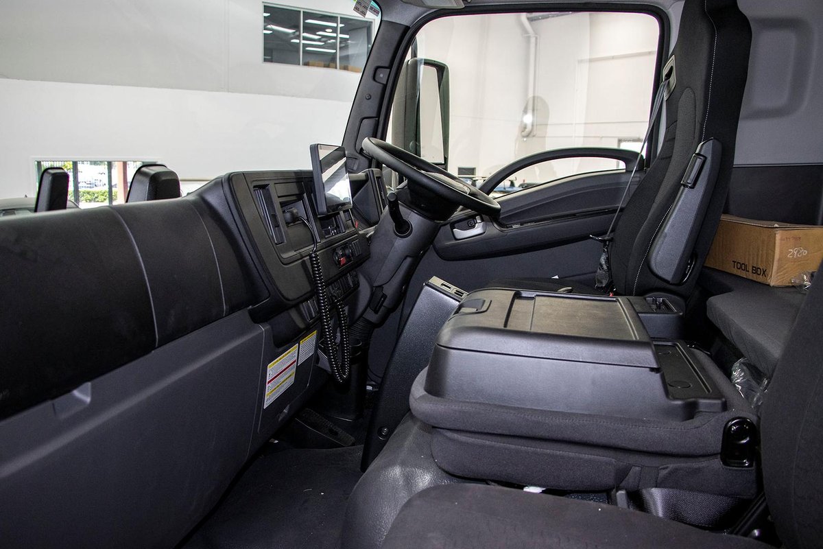 2025 Isuzu F Series FVY 260-300 AT R46 image 9