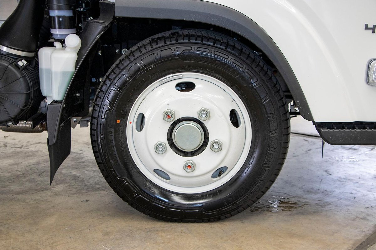 2025 Isuzu N Series NLR 45-150 MT D34 image 19