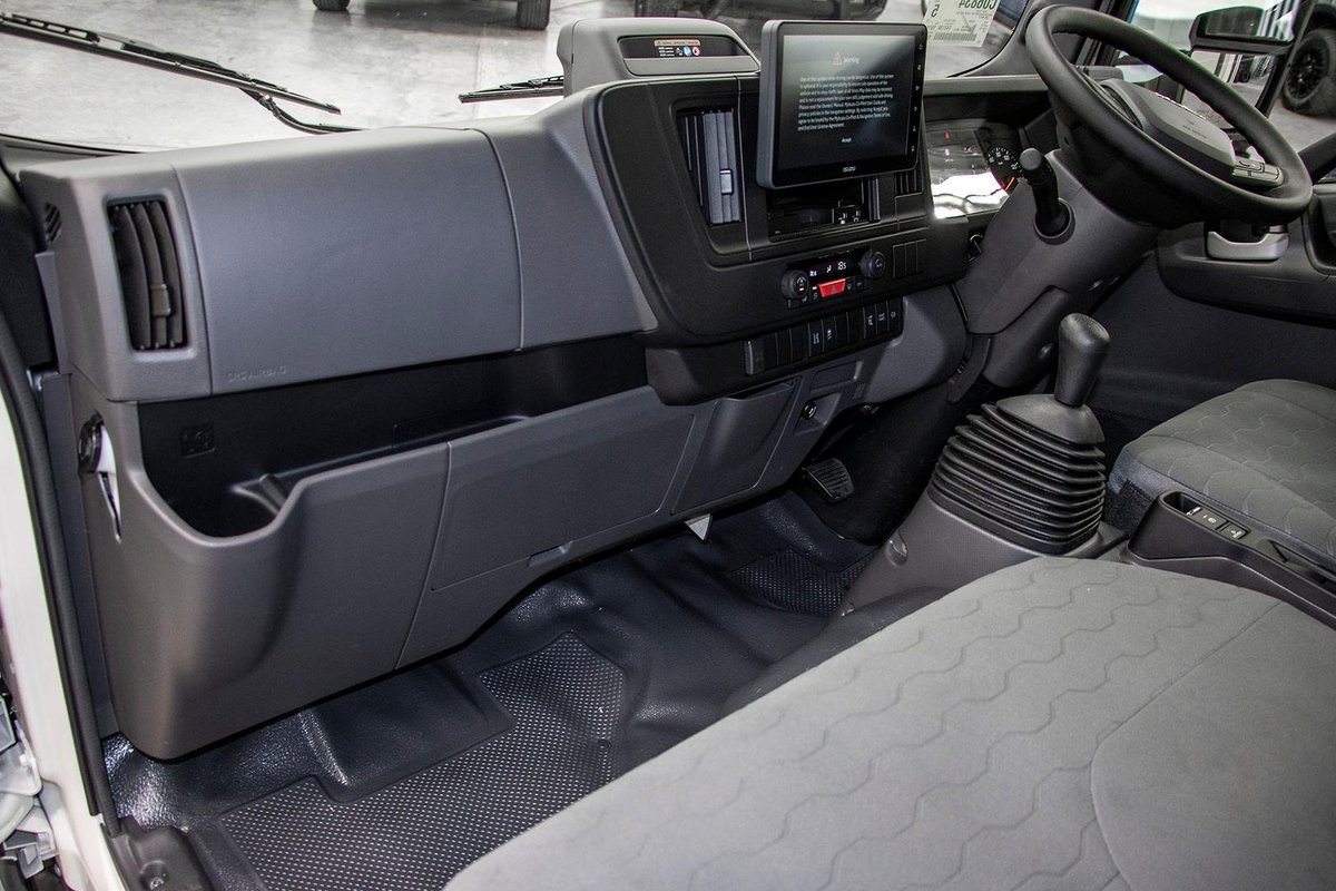 2025 Isuzu N Series NLR 45-150 MT D34 image 8