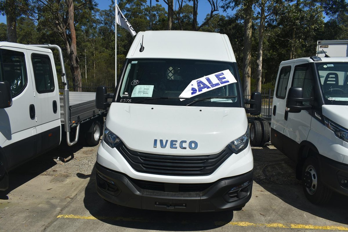 2025 Iveco Daily 35s14v image 2