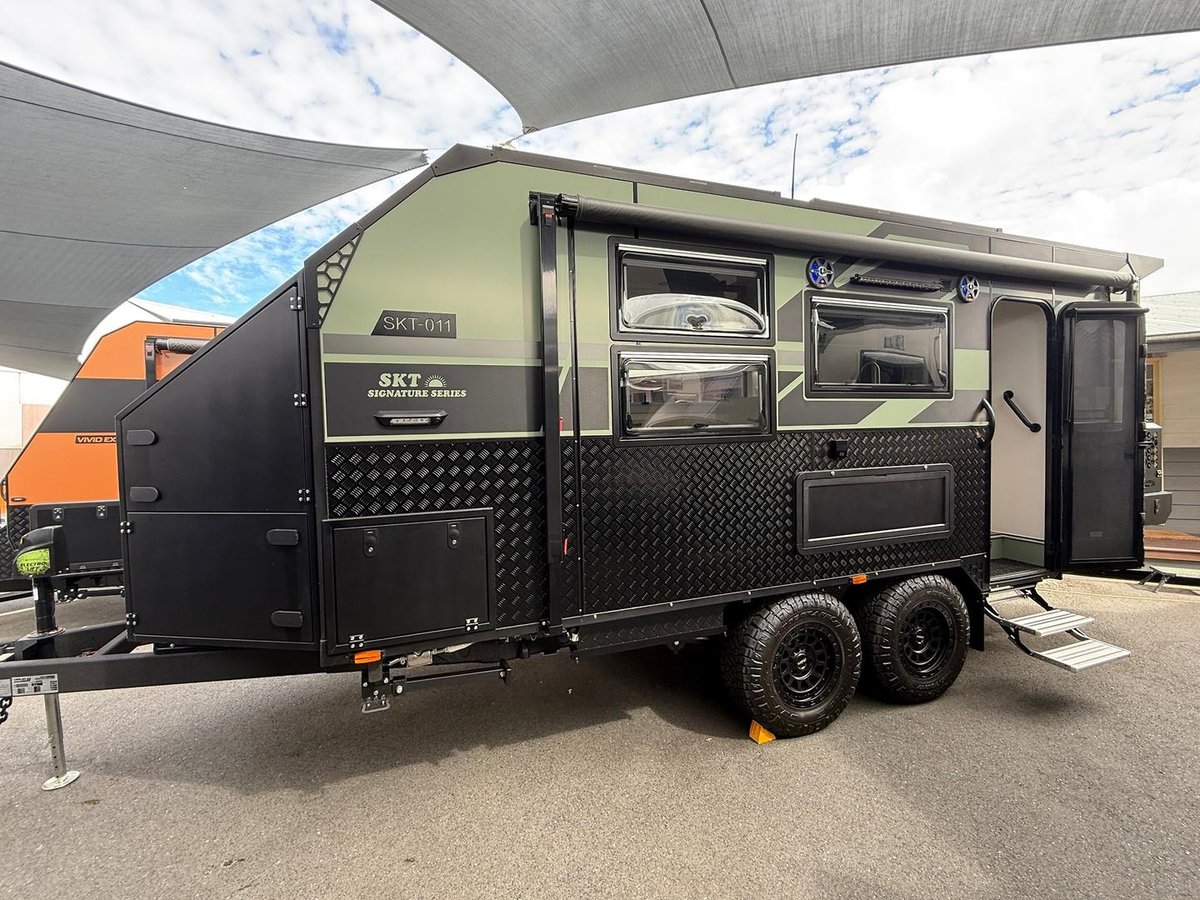 2025 Urban Caravans Skt Signature