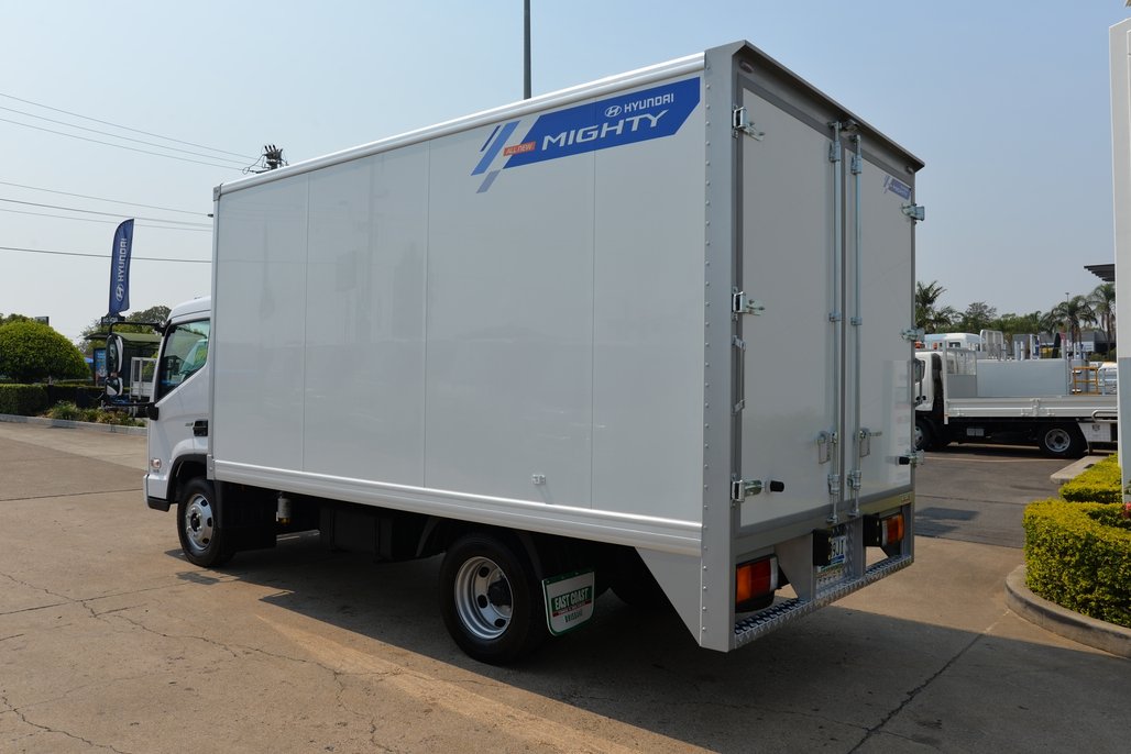 2025 Hyundai Ex6 Mwb image 3