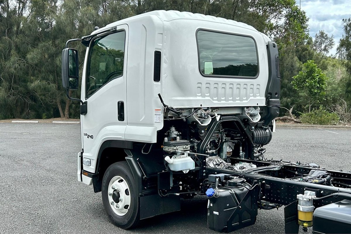 2025 Isuzu F Series FRR 110-240 AM R52 image 10