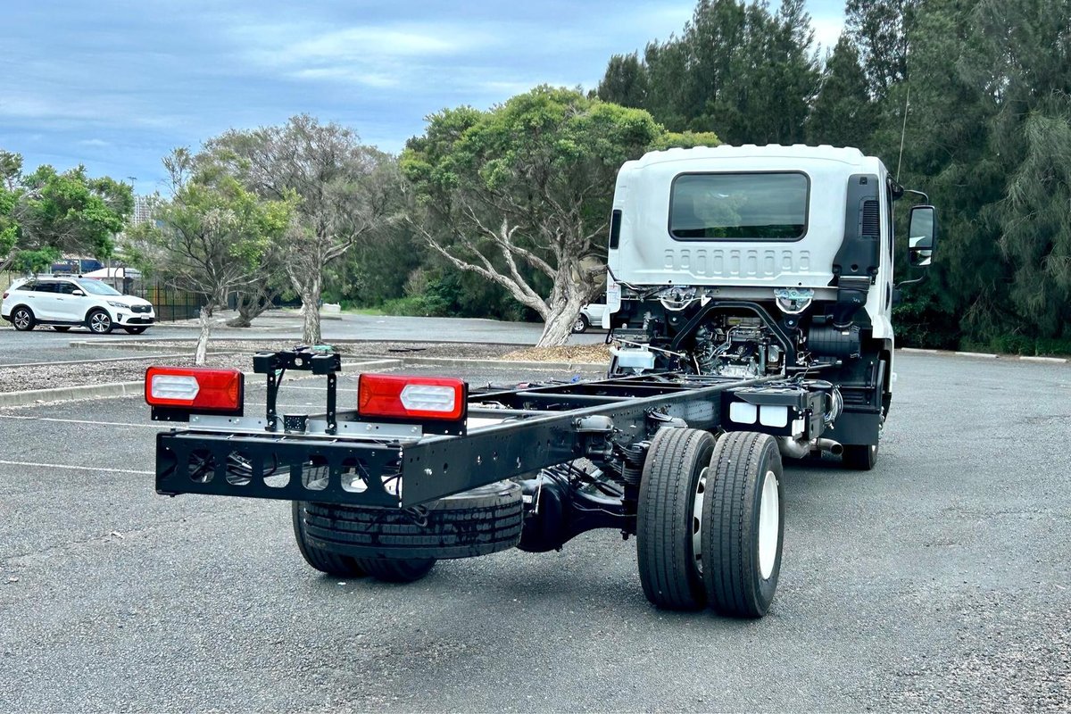 2025 Isuzu F Series FRR 110-240 AM R52 image 5