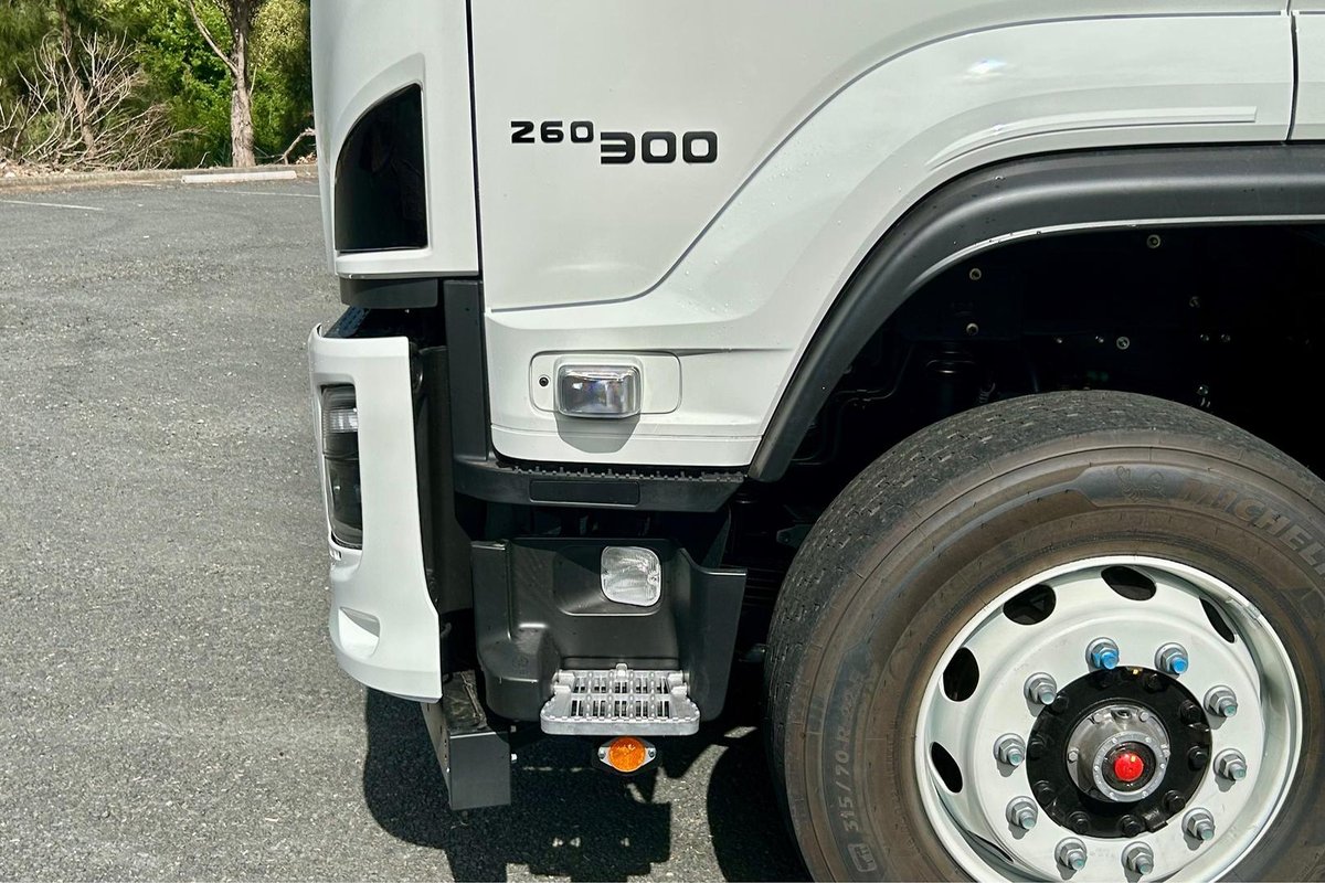 2026 Isuzu F Series FVL 260-300 AT R67 image 9