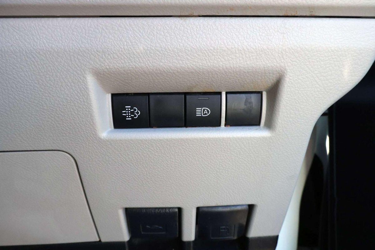 2024 Toyota Hiace image 17
