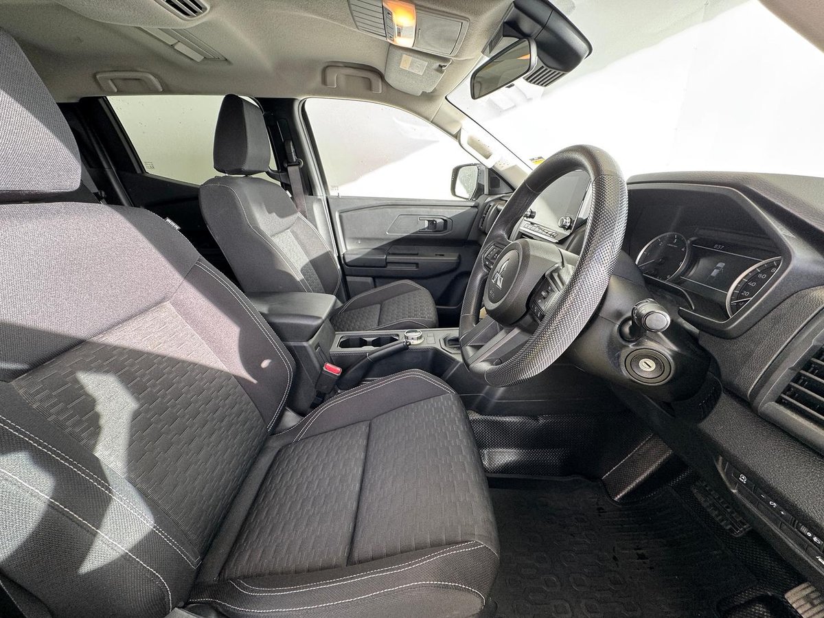 2025 Mitsubishi Triton GLX+ MV MY25 4X4 Dual Range image 17