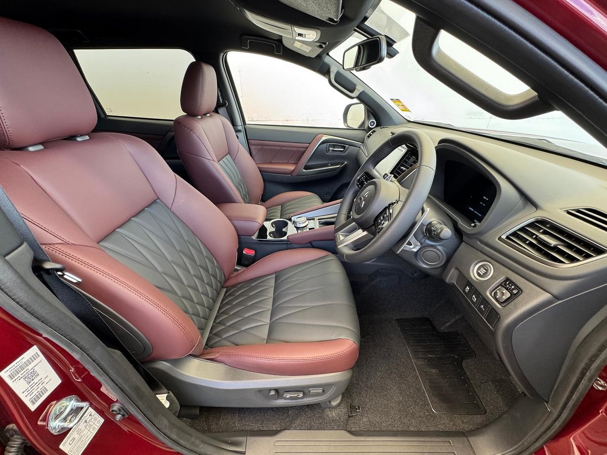 2025 Mitsubishi Pajero Sport GSR QG MY25 4X4 Dual Range image 12