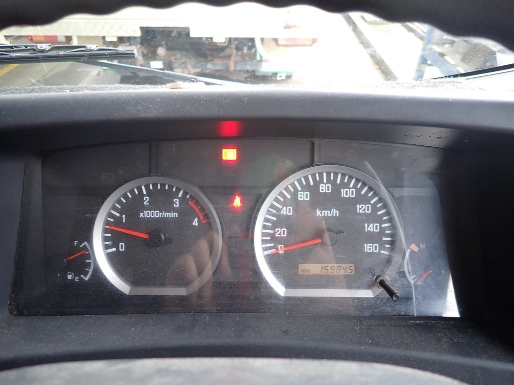 2014 Isuzu Npr 400 image 14