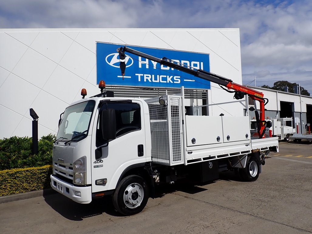 2014 Isuzu Npr 400