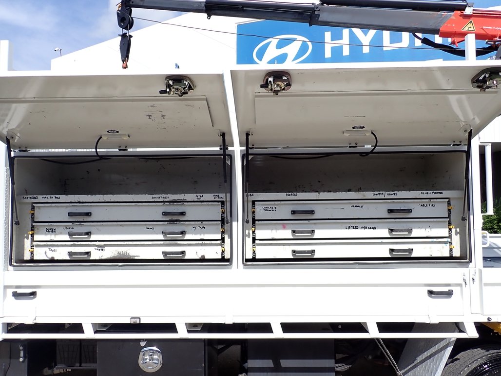2014 Isuzu Npr 400 image 5