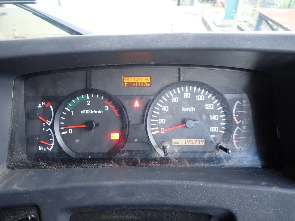2011 Isuzu Frr 600 image 16