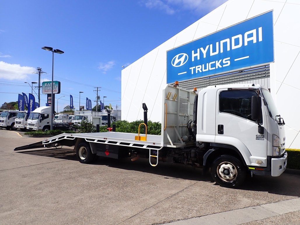 2011 Isuzu Frr 600 image 6