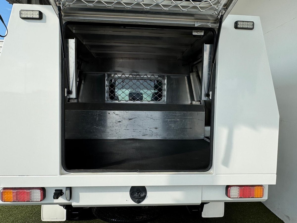 2019 Volkswagen Amarok TDI420 Core 2H MY19 4X4 Constant image 18