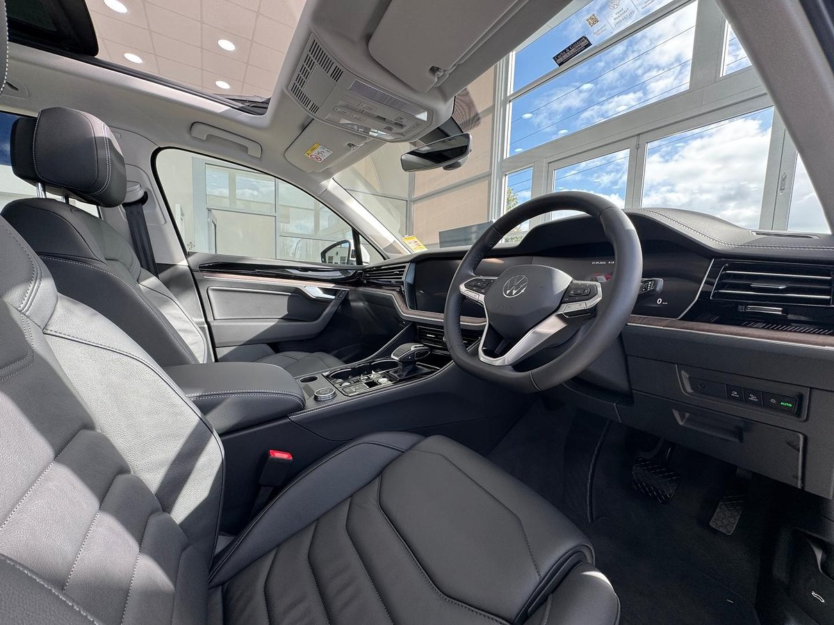 2025 Volkswagen Touareg 170TDI RC MY26 Four Wheel Drive image 28