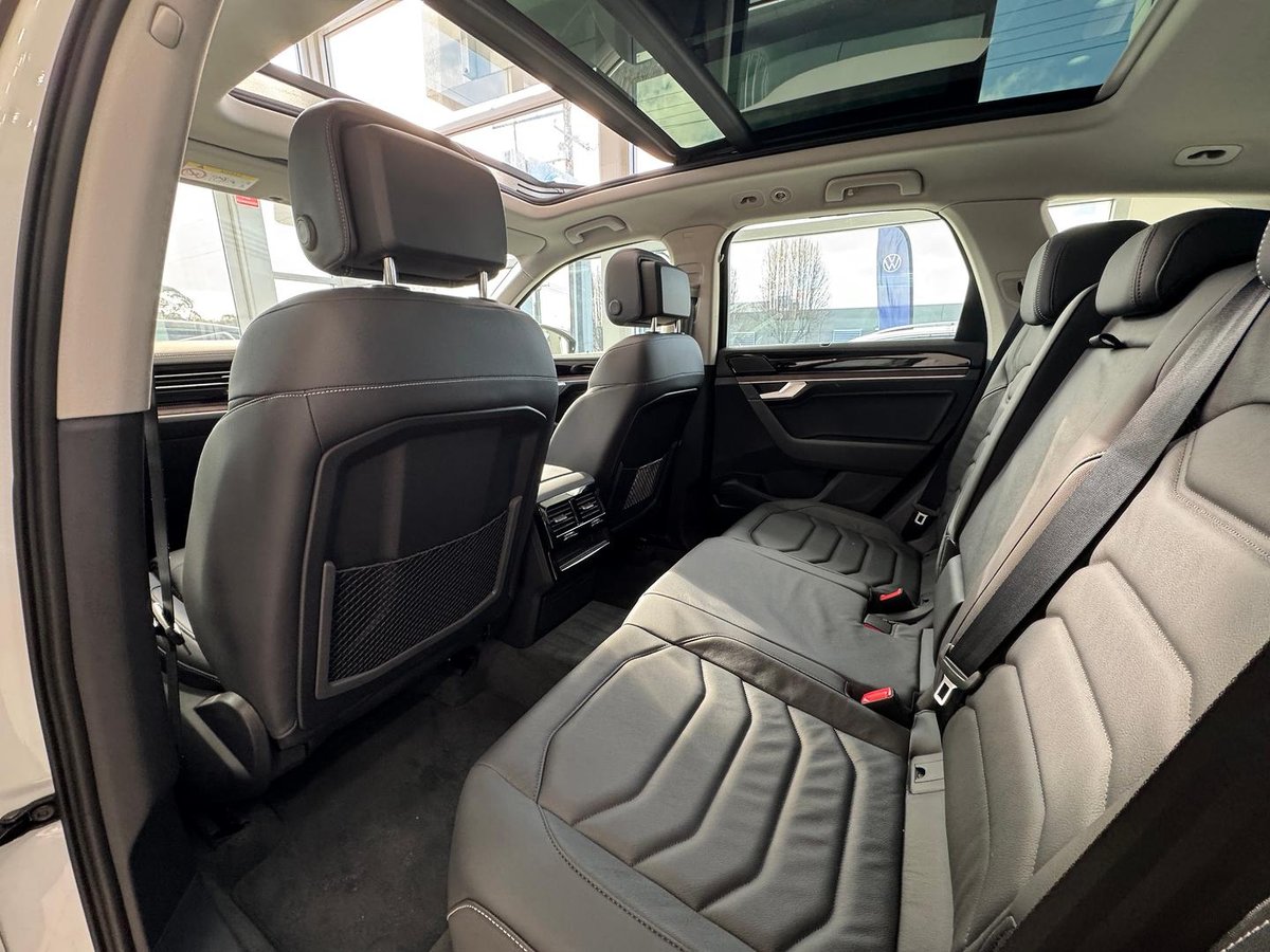 2025 Volkswagen Touareg 170TDI RC MY26 Four Wheel Drive image 15