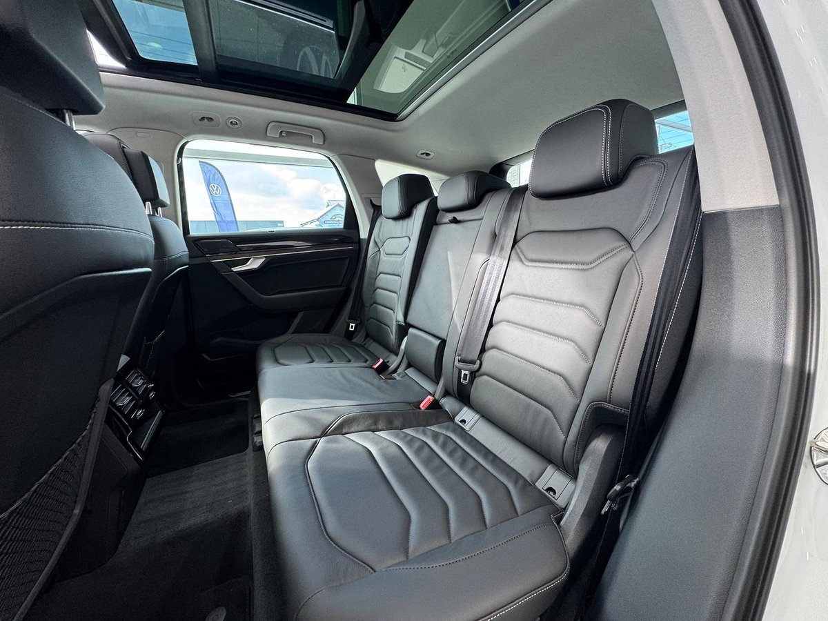 2025 Volkswagen Touareg 170TDI RC MY26 Four Wheel Drive image 14