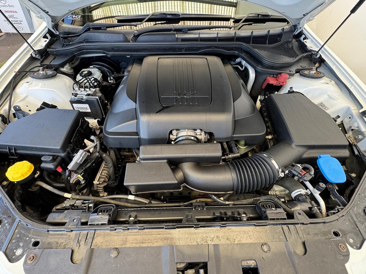 2012 Holden Commodore SV6 Z Series VE Series II MY12.5 image 13