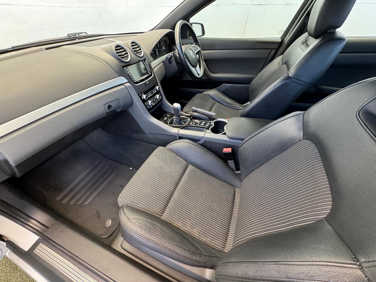 2012 Holden Commodore SV6 Z Series VE Series II MY12.5 image 23
