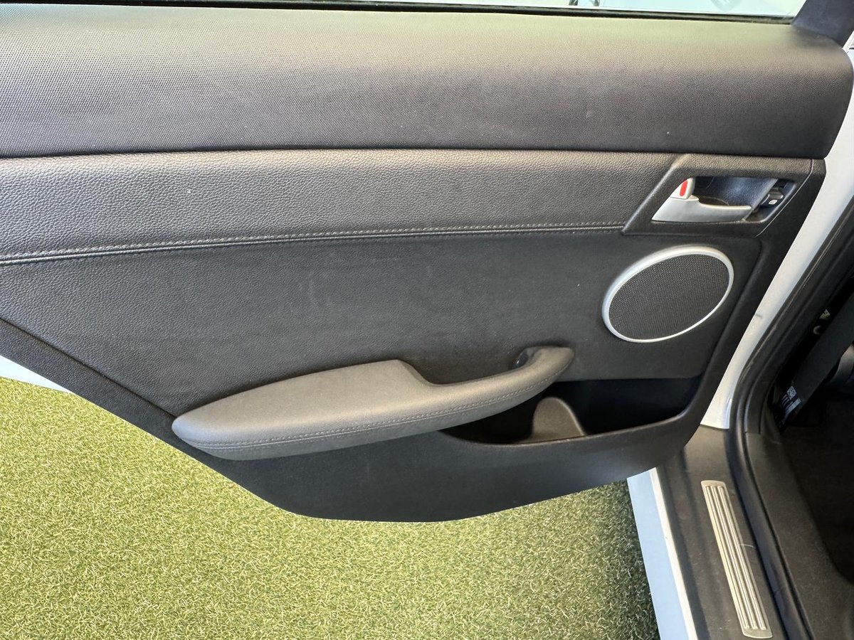 2012 Holden Commodore SV6 Z Series VE Series II MY12.5 image 22