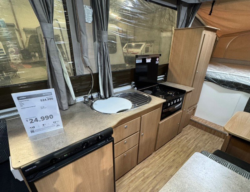 2014 JAYCO SWAN OUTBACK Outback image 11