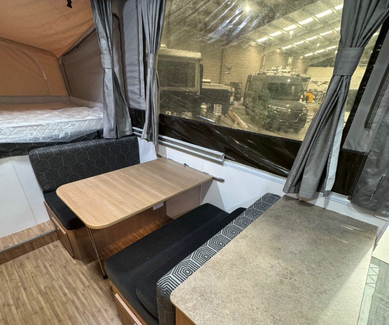 2014 JAYCO SWAN OUTBACK Outback image 12