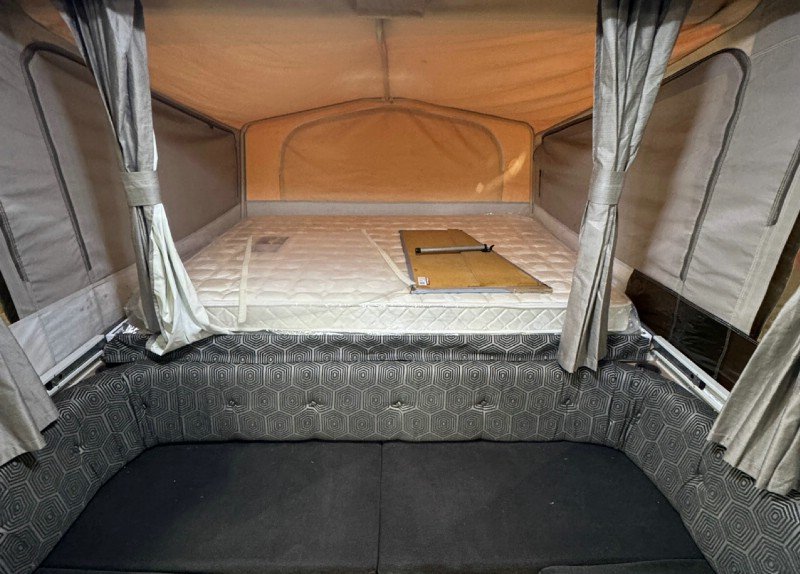 2014 JAYCO SWAN OUTBACK Outback image 14