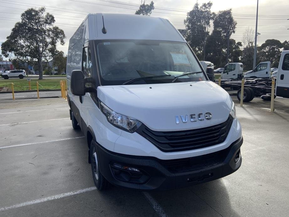 2025 Iveco Daily 35S18V image 8