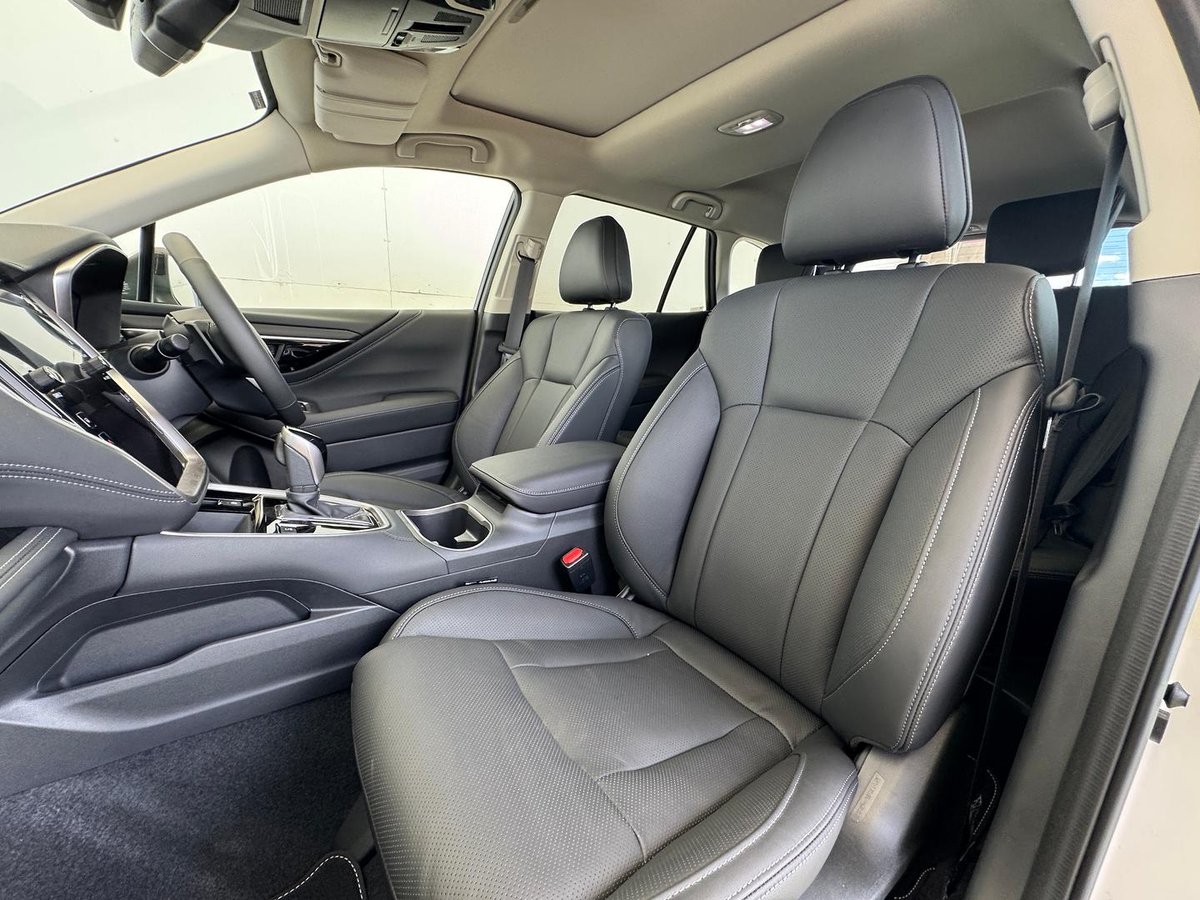 2025 Subaru Outback AWD Touring 6GEN MY25 AWD image 17