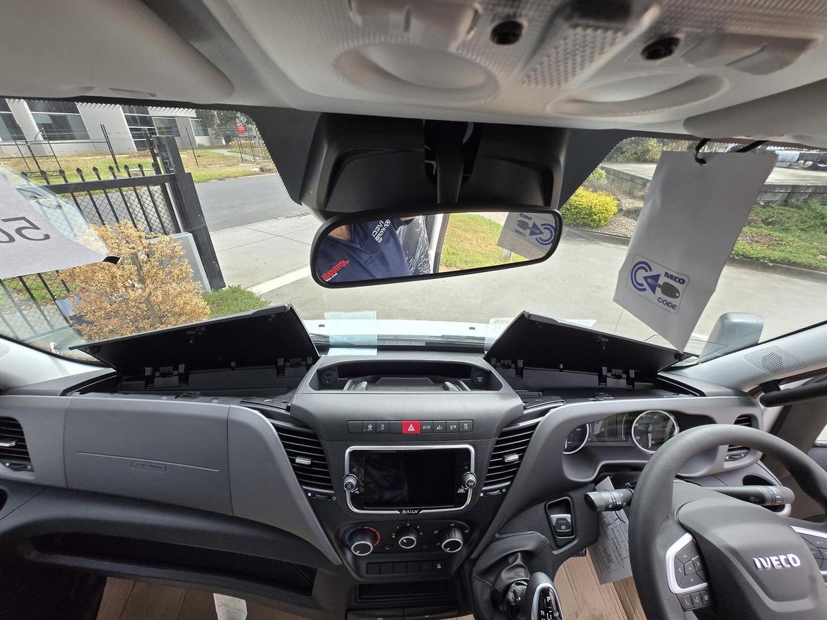 2025 Iveco Daily 45C18 Tradie Made image 16