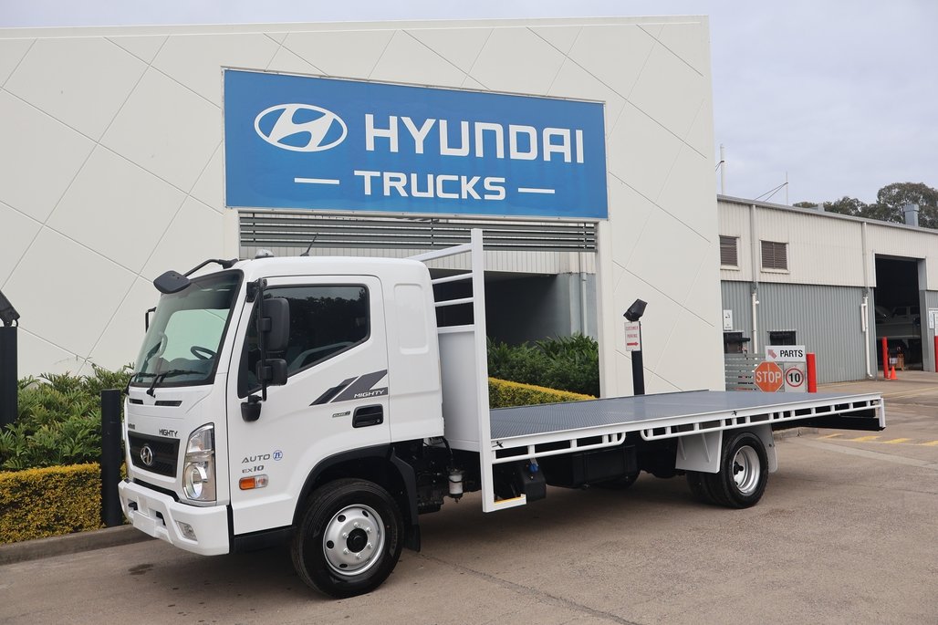 2025 Hyundai Ex10 Elwb image 9