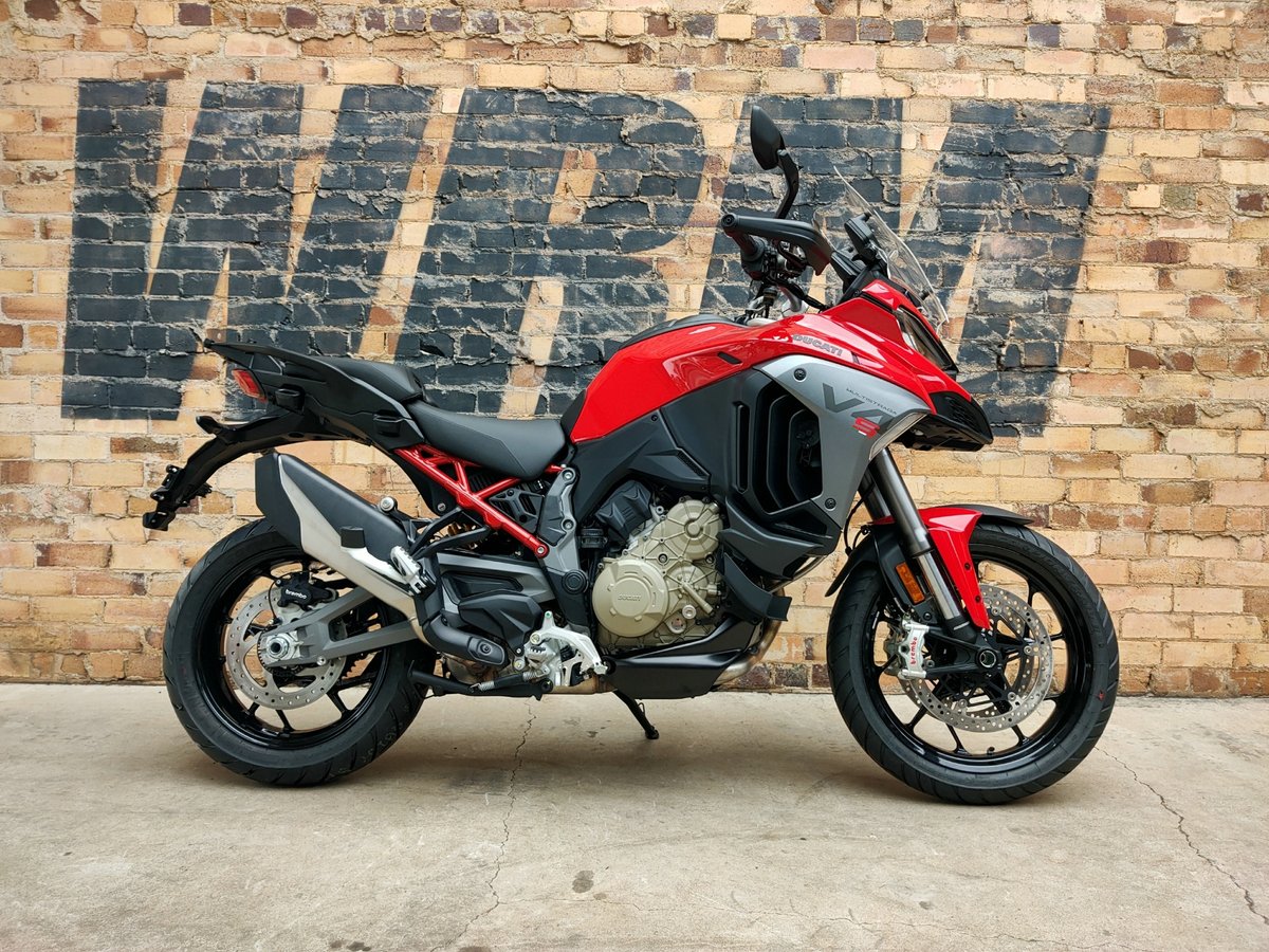 2026 DUCATI MULTISTRADA V4S TRAVEL AND RADAR DUAL PURPOSE RED