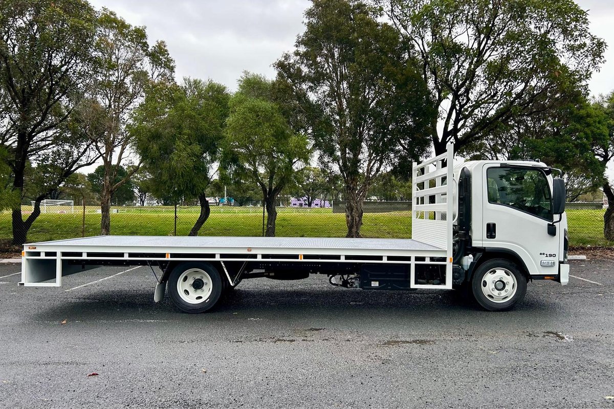 2026 Isuzu N Series NQR 88/80-190 AM D45 image 2