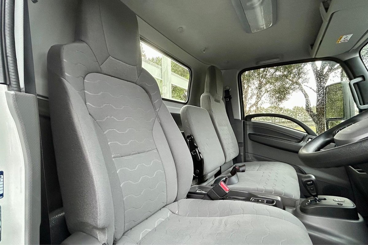 2026 Isuzu N Series NQR 88/80-190 AM D45 image 25