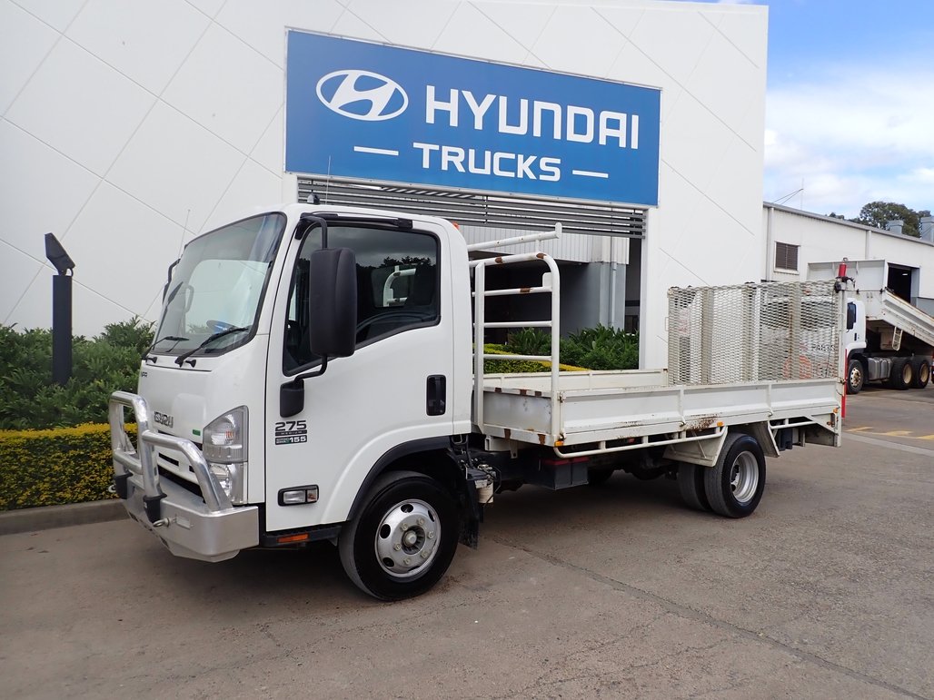 2015 Isuzu Npr 275