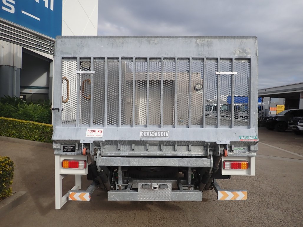 2019 Isuzu Nps 75-155 image 13