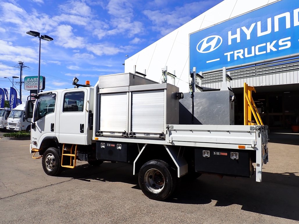 2017 Isuzu Nps 75-155 image 3