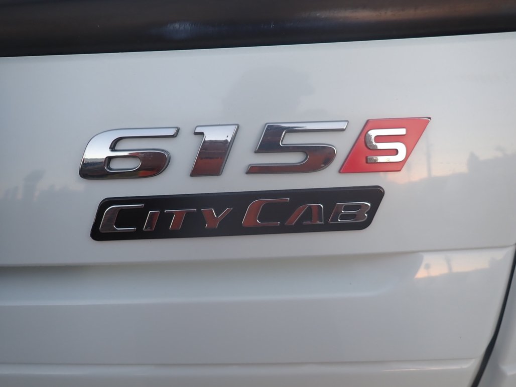 2023 Mitsubishi Canter 615 image 21