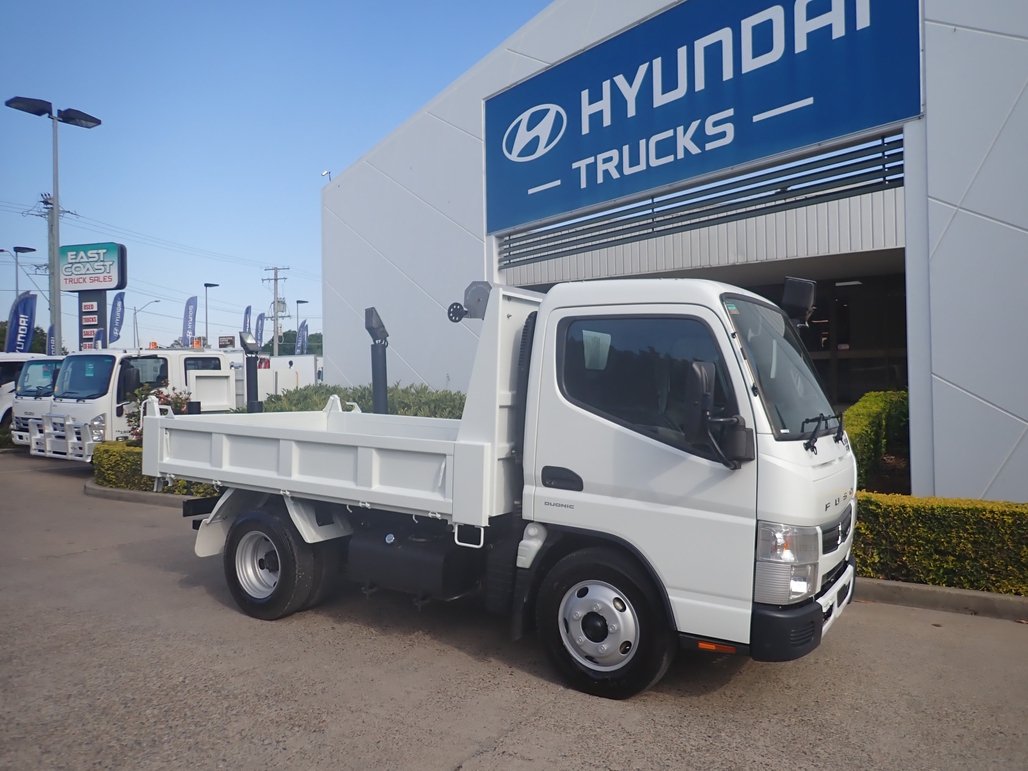 2023 Mitsubishi Canter 615 image 5
