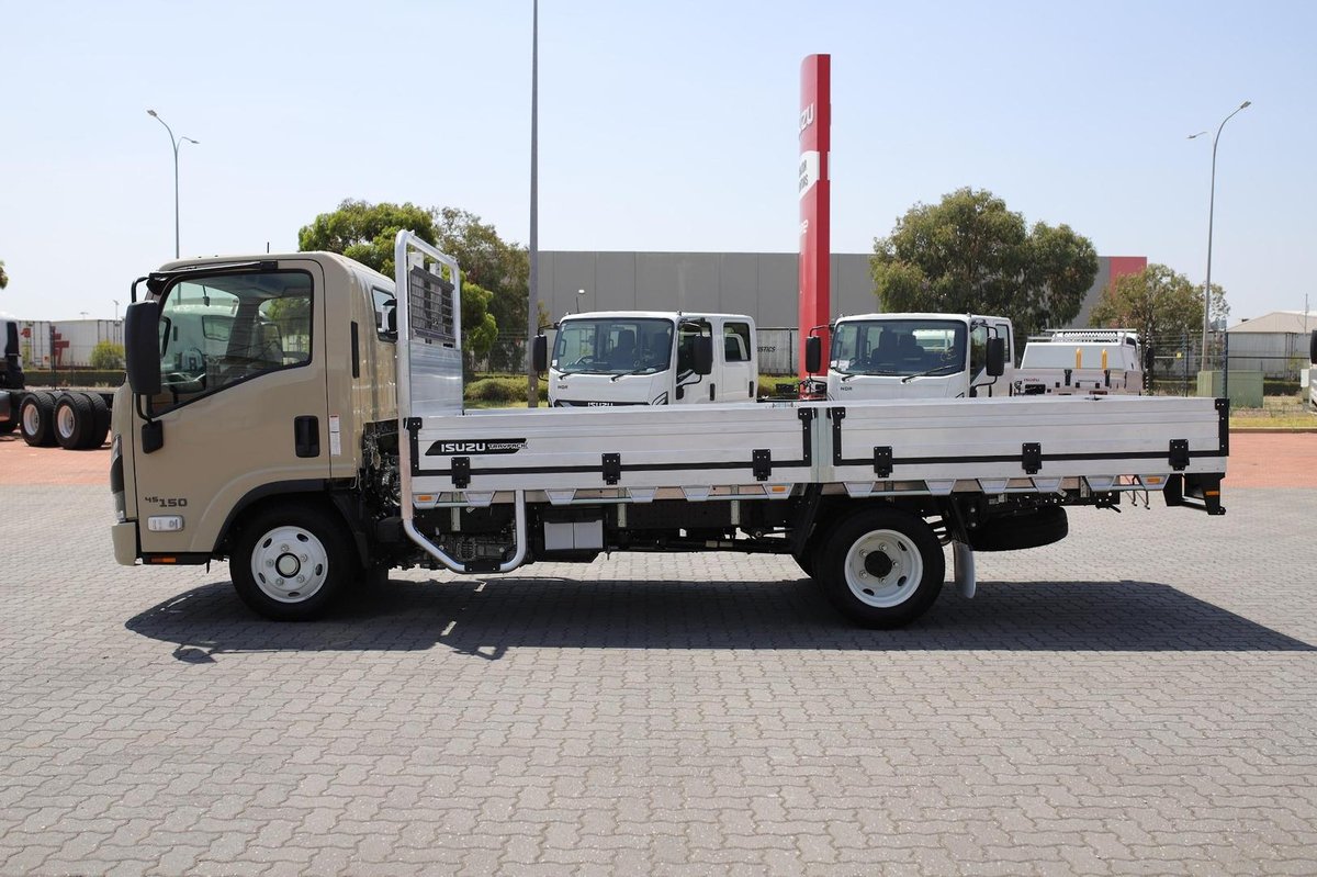2026 Isuzu Nlr 45-150 Dt D34 Traypack image 5