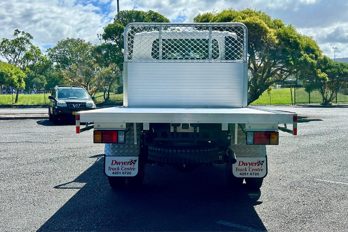 2025 Isuzu N Series Nps 45/75-155 image 4