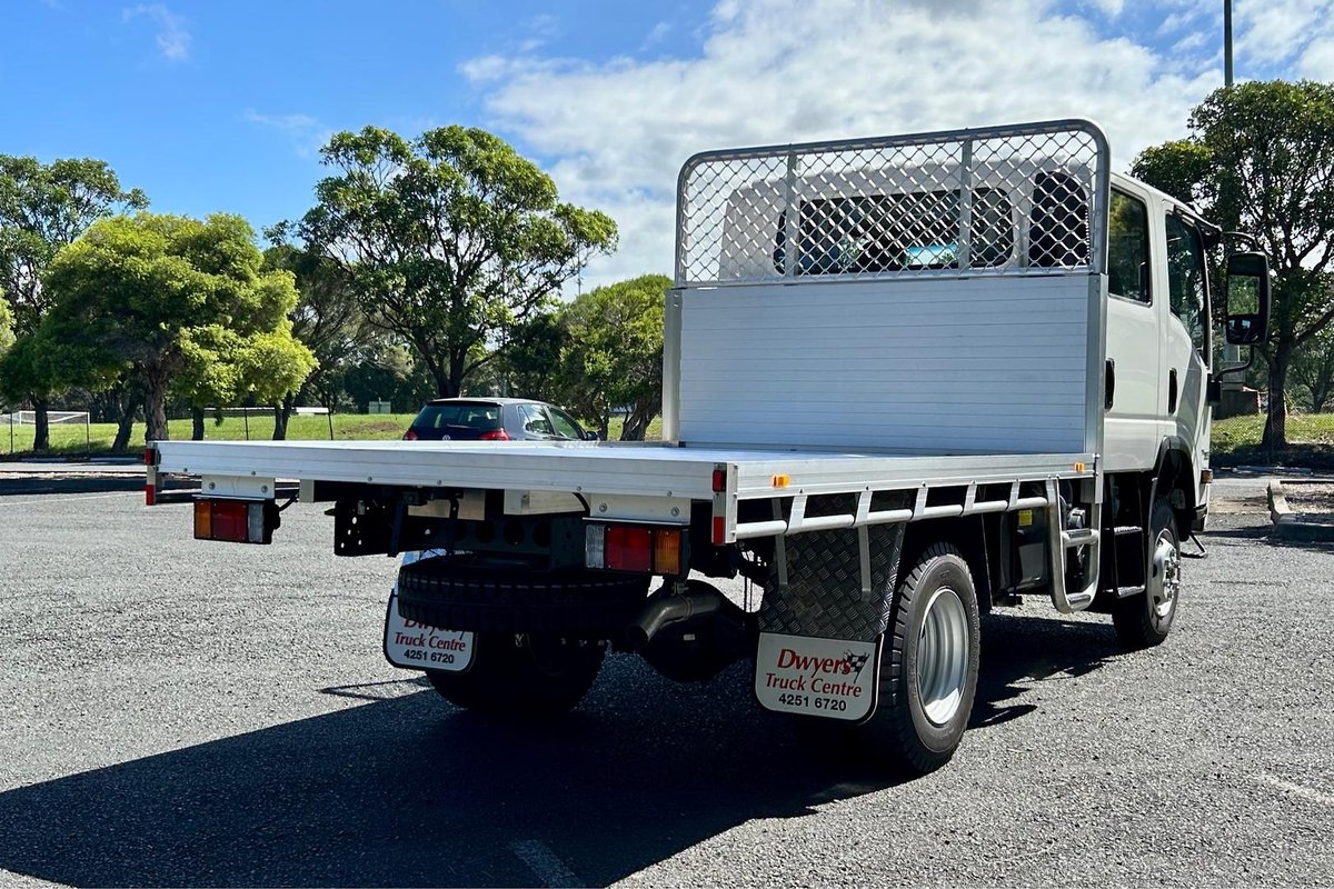 2025 Isuzu N Series Nps 45/75-155 image 3
