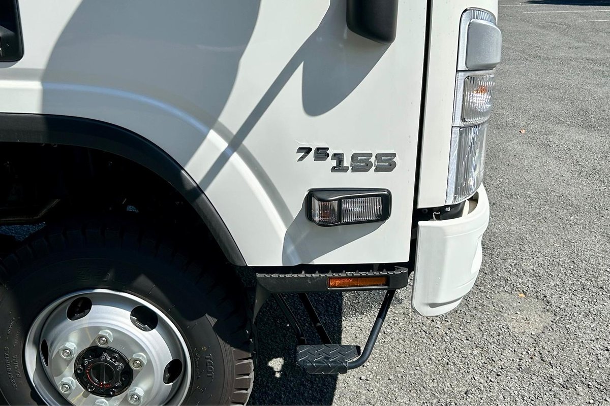 2025 Isuzu N Series Nps 45/75-155 image 8