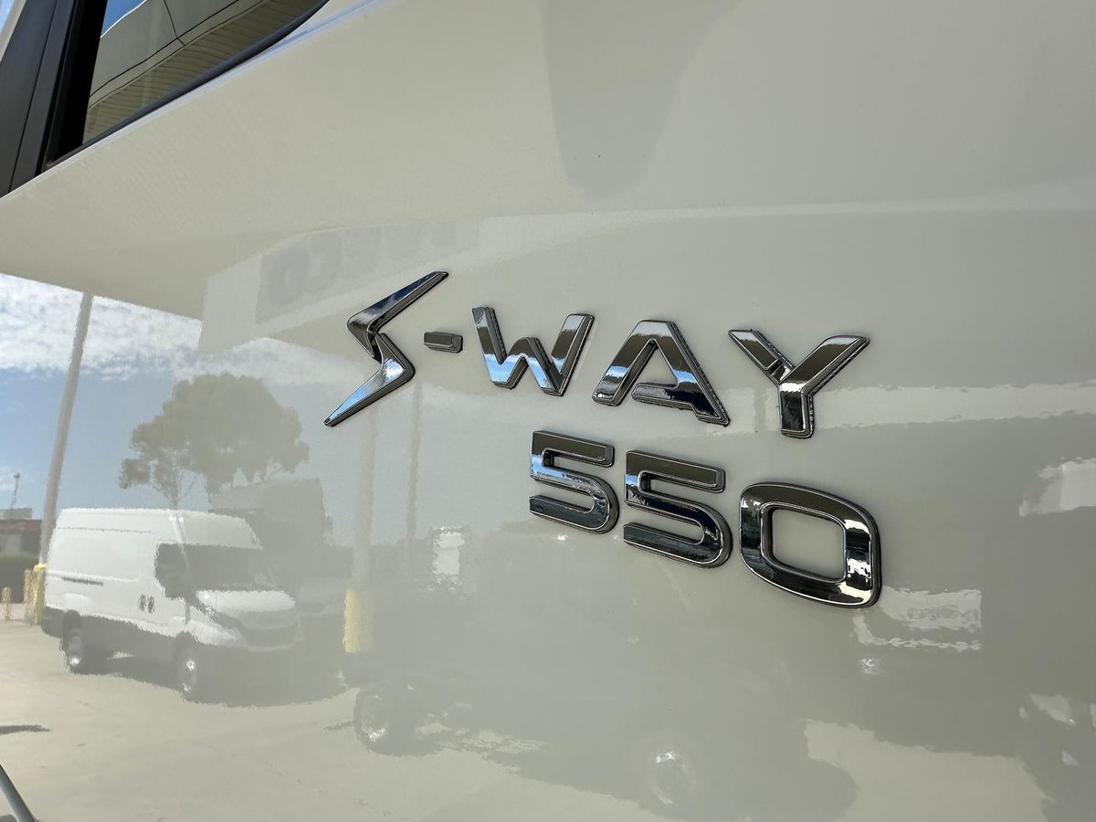 2025 Iveco S-Way AS230 image 12