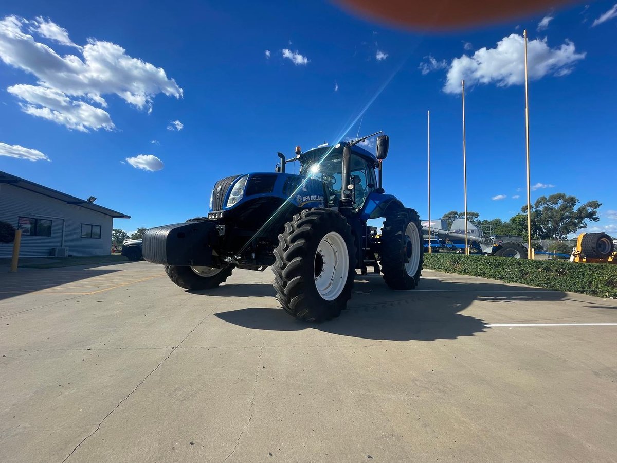 2019 New Holland T8.410 image 4