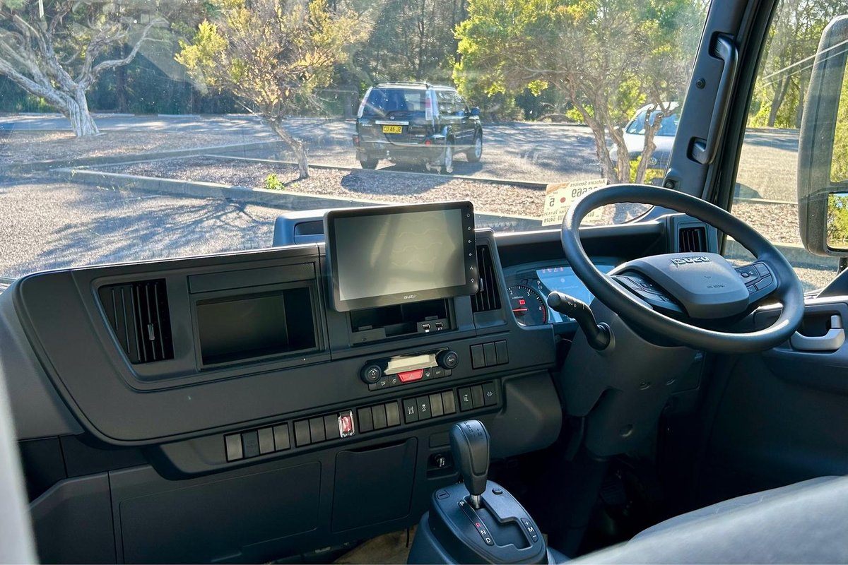 2026 Isuzu N Series NNR 45-150 DT C34 Traypack image 21