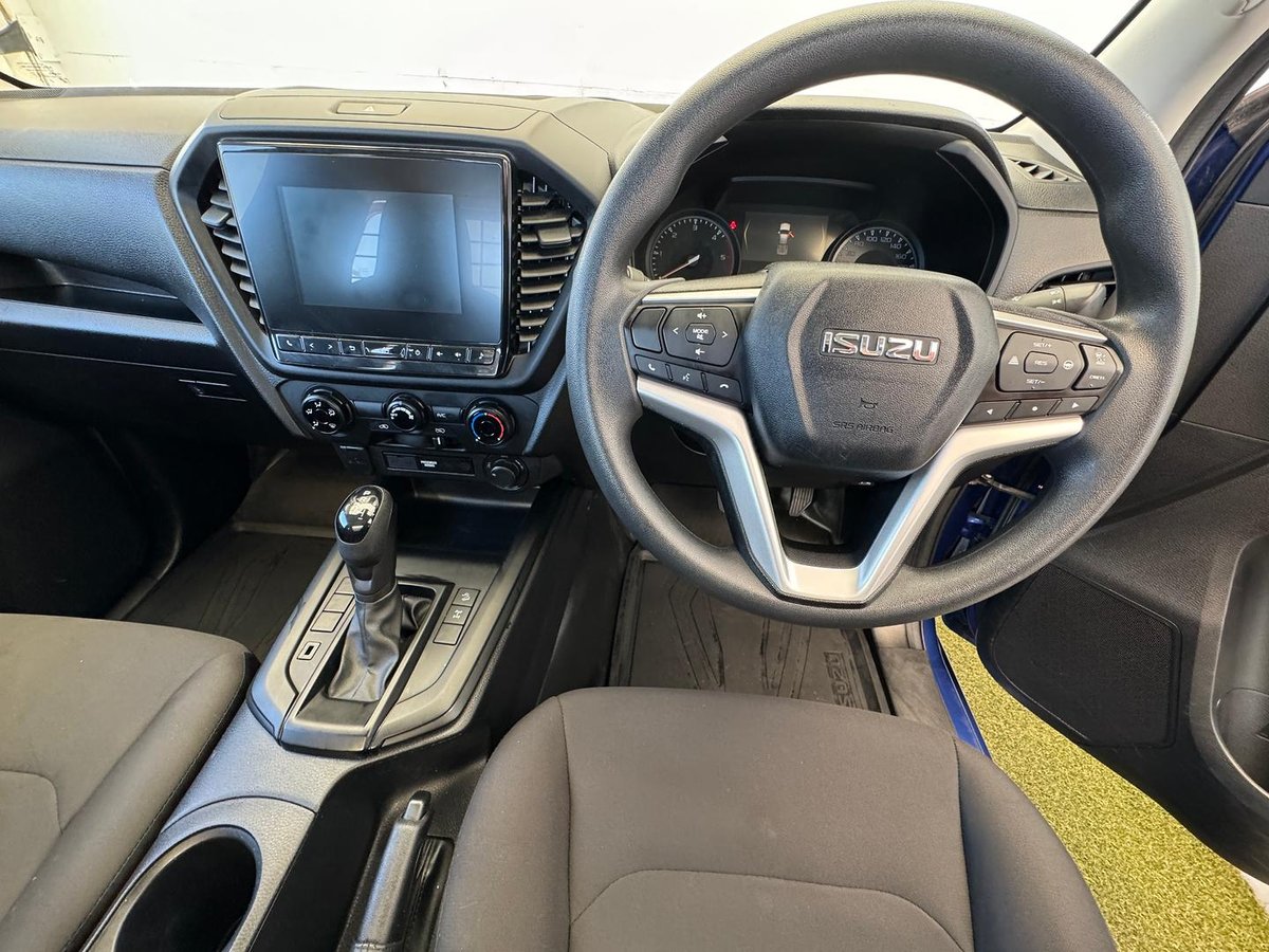 2020 Isuzu D-MAX SX MY19 4X4 Dual Range image 9