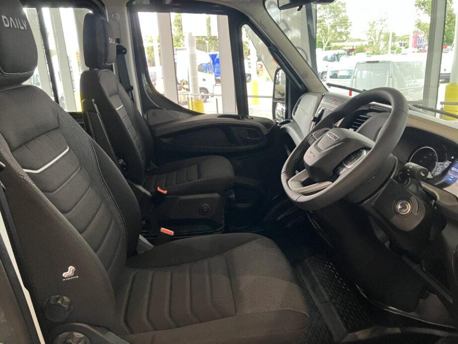 2025 Iveco Daily 50C18 image 3